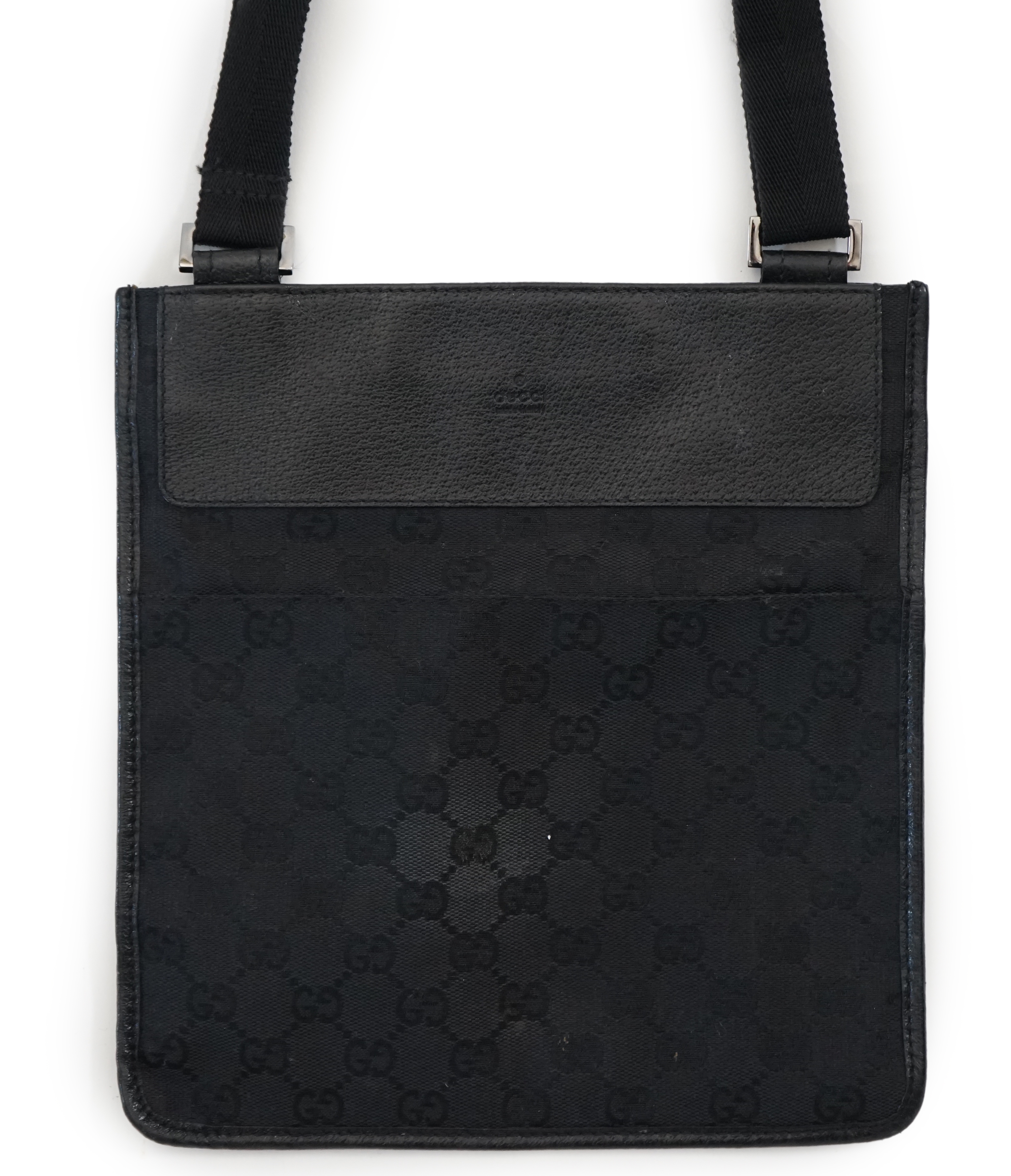 A Gucci black GG canvas crossbody bag Approx width 25cm, depth 1cm, length 24cm, shoulder drop 47cm